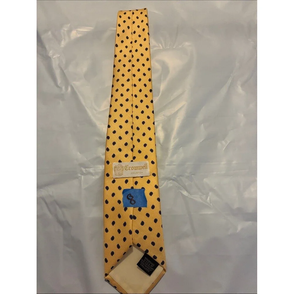 CROMWELL Yellow Tie with Navy Dot Pattern